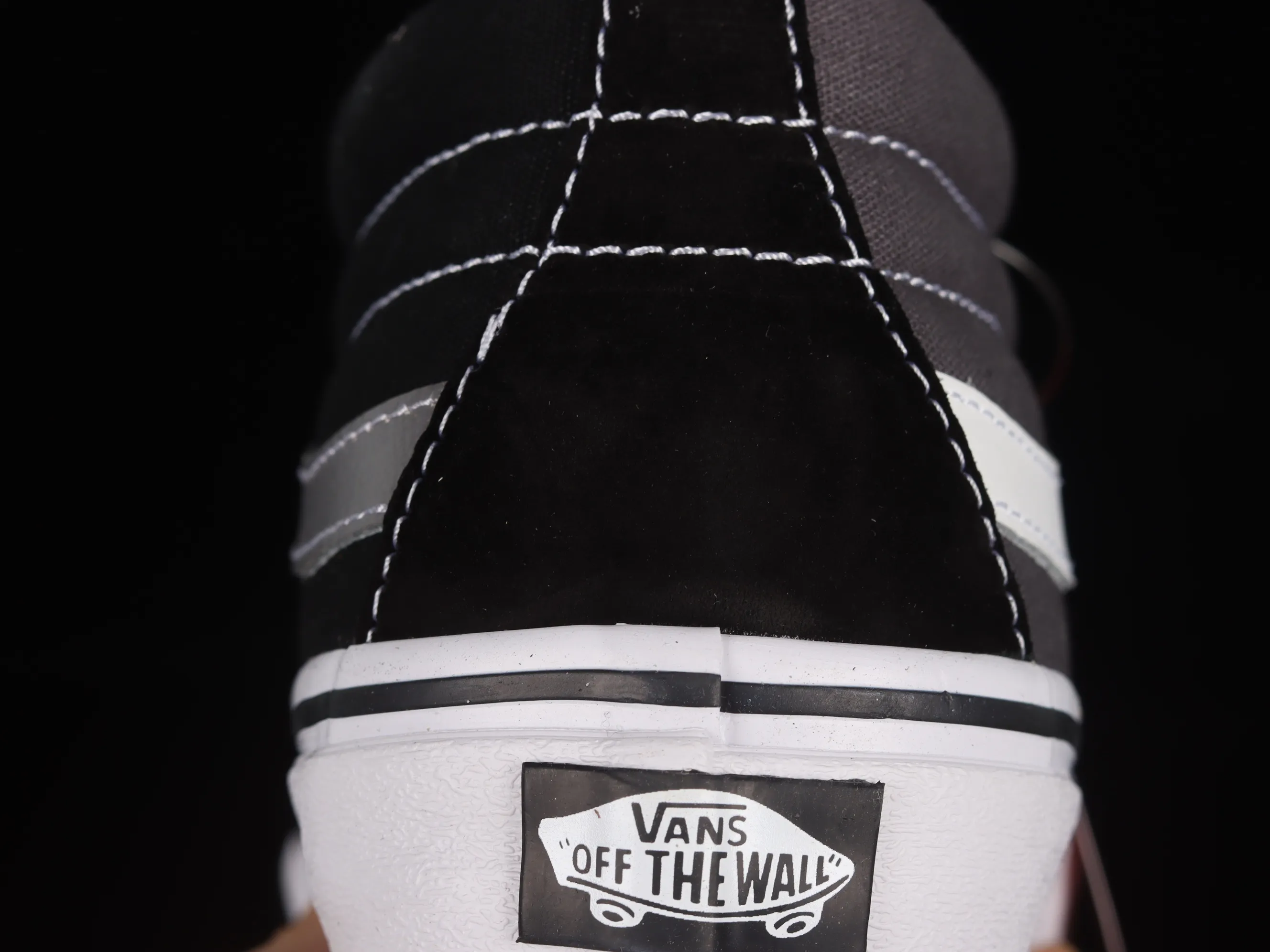 All categories Vans Vans series Vans Mid Vans China Vans Sk8 Mid Reissue black and gray splicing mid-top retro casual canvas skateboard shoes VN0A3WM32PD